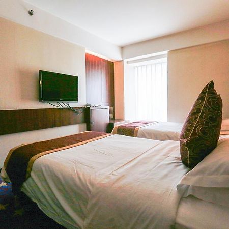 Ocean Hotel Peking  Buitenkant foto