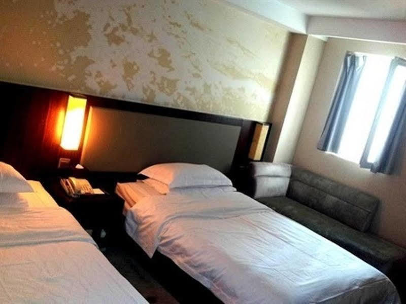Ocean Hotel Peking  Buitenkant foto